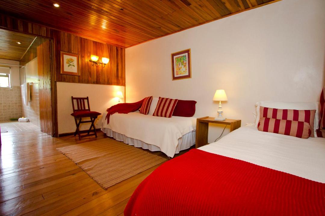 Poas Volcano Lodge Vara Blanca  Eksteriør billede