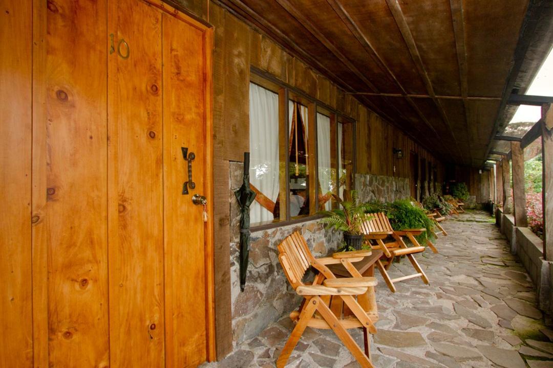 Poas Volcano Lodge Vara Blanca  Eksteriør billede